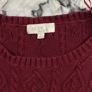 Olive & Oak maroon and beige sweater